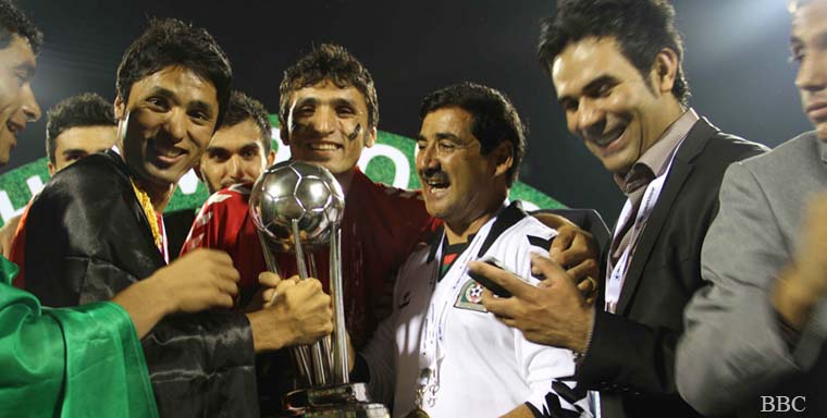 وحدت ملی؛ از استراتژی حذف و سرکوب تا بازی فوتبال