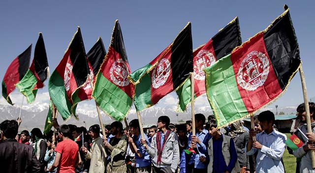 نقش جوانان در ساختار قدرت