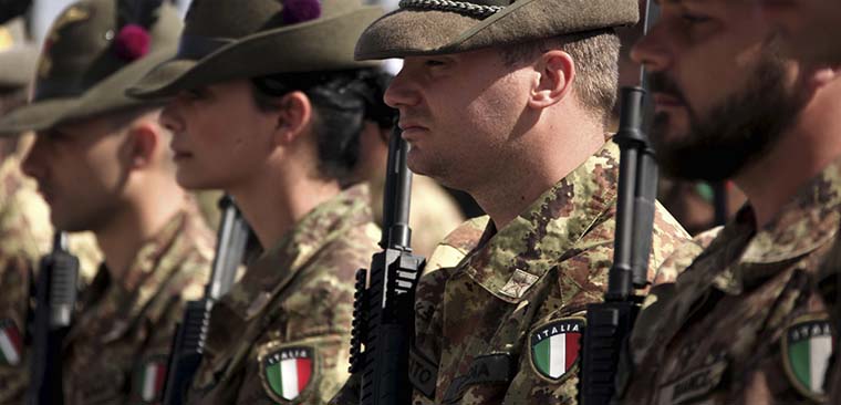 ایتالیا به حضور نظامی در افغانستان پس از ۲۰۱۴ ادامه می‎دهد