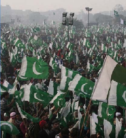 روی گردانی جوانان پاکستانی از دموکراسی و تهدیدات بالقوه برای امنیت منطقه و جهان