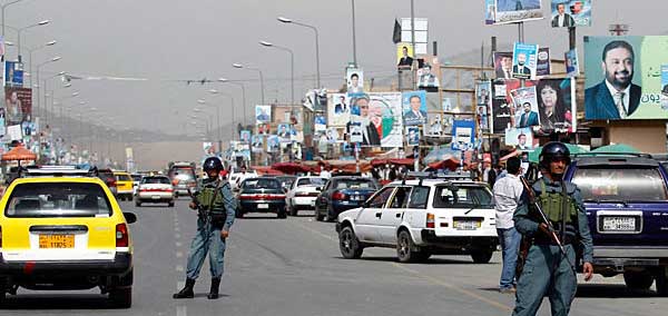 در مورد پلان های امنیتی  دور دوم انتخابات بحث شد 