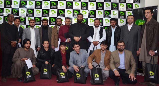 روانه شدن مشتریان اتصالات برای انجام  حج عمره