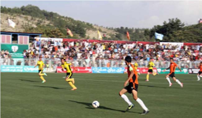 نخستین بازی لیگ بر‌تر با پیروزی سیمرغ البرز به پایان رسید