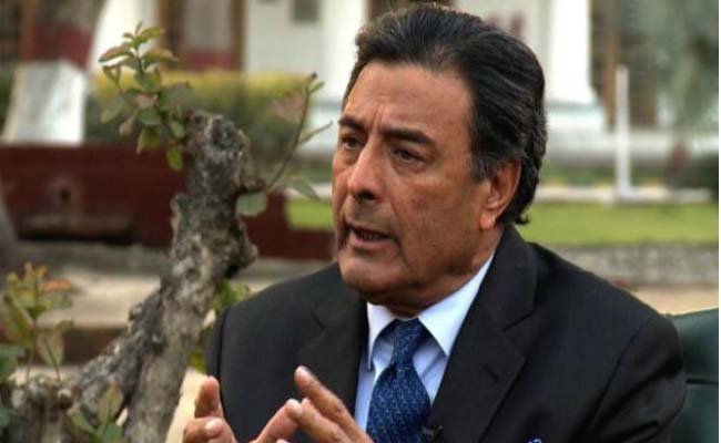 وزیر داخله ایالت پنجاب پاکستان در اثر حمله انتحاری کشته شد
