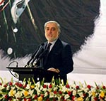 عبدالله: کسی که جنگ با طالبان را روا نمی‌داند، مشروعیت ندارد