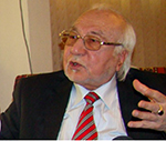 قاسميار: کمک های مالی به شورای عالی صلح به حالت تعلیق درآمد