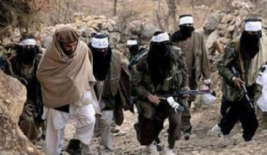 روسیه: هلی‌کوپترهای ناشناس داعش را در افغانستان تجهیز می‌کنند 