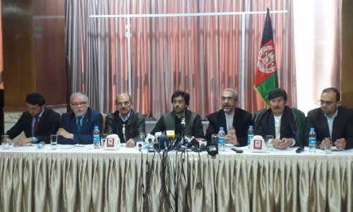 شماری از احزاب سیاسی: نتایج مراکزی که رای دهندگان بایومتریک نشده‌اند قابل قبول نیست 
