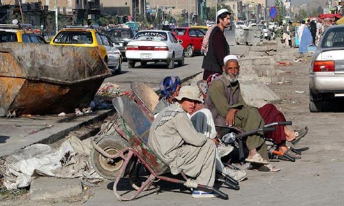 اقتصاد افغانستان در دام « کلکین شکسته»