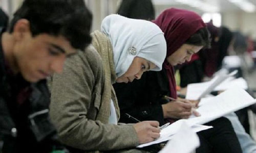 افزایش نرخ ارز در ایران:  دانشجویان افغان از ادامه تحصیل انصراف می‌دهند 