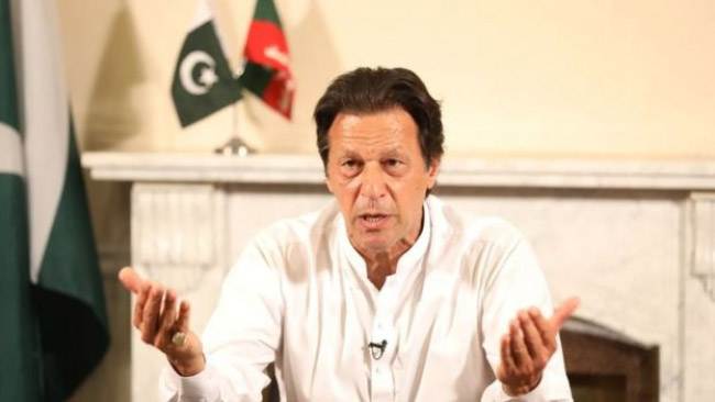عمران خان مذاکرات برای تشکیل دولت ائتلافی پاکستان را آغاز کرد