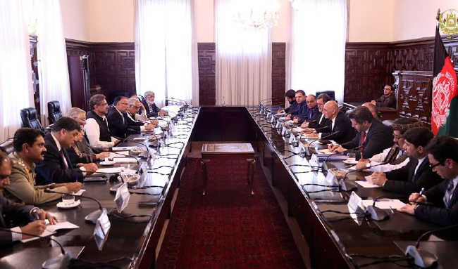 رئیس‌جمهور در دیدار با نخست وزیر پاکستان: وضعیت کنونی به نفع هیچ طرفی نیست 
