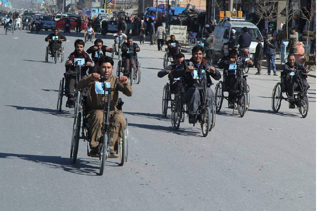 رقابت معلولان برای ترویج ورزش و کاهش ترافیک
