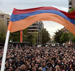 معترضان در پایتخت ارمنستان بخشی از مرکز شهر را اشغال کردند