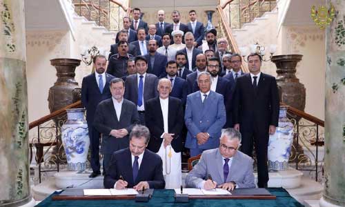 تفاهمنامه انتقال برق ترکمنستان به پاکستان از طریق افغانستان با یک شرکت ترکی به امضا رسید