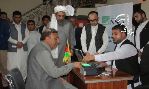 روند توزيع تذکره‌های الکترونیکی در ننگرهار آغاز شد