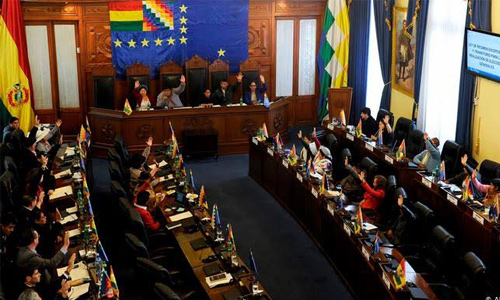 راه برگزاری انتخابات جدید در بولیوی هموار شد