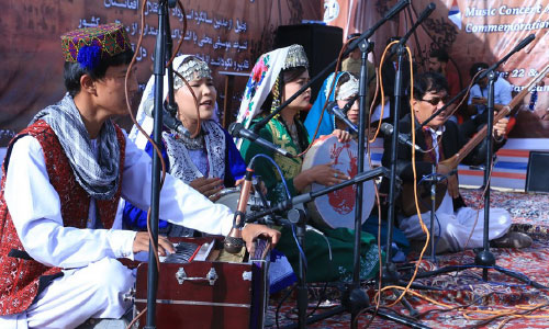  سومین جشنواره دمبوره در بامیان برگزار شد