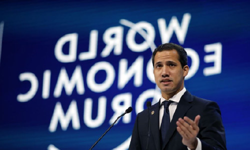 گوایدو خطاب به داووس می‌گوید: «ما به کمک شما نیاز داریم» 