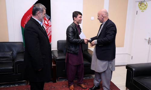 رئیس جمهور:  شیوه ورود به دانشگاه نظامی مارشال فهیم بررسی شود 