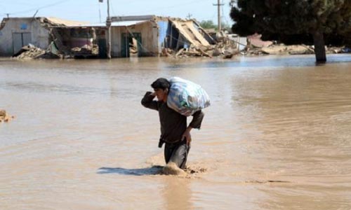 حکومت برای سیلاب‌ زدگان فراه مسکن می‌سازد