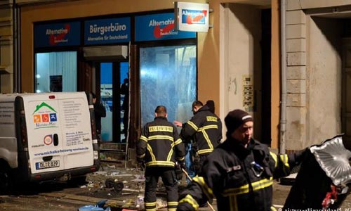 انفجار مقابل دفتر حزب آلترناتیو برای آلمان