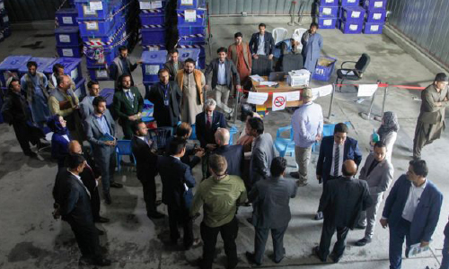 کمیسیون انتخابات: خبر شکستن قفل سرور مرکزی نتایج انتخابات، شایـعه است