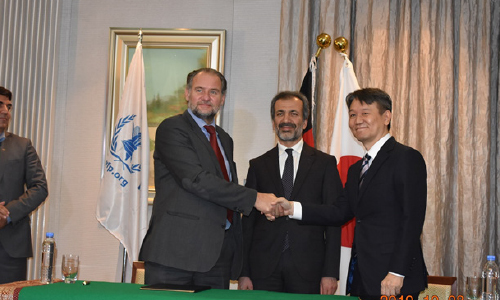 جاپان 2.7 میلیون دالـر به بیجا شدگان داخلی کمک کرد