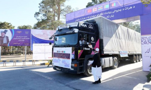 صادرات افغانستان از مسیر راه لاجورد متوقف شد