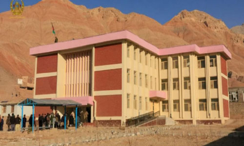  مشکل نبود سرپناه براى ١٢٠٠ شاگرد در سمنگان حل شد