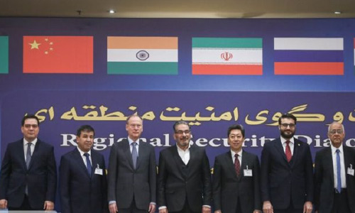 مشاور امنیت ملی کشور در تهران:  طالبان زمینه فعالیت سایر گروه‌های تروریستی را در افغانستان فراهم می‌کند