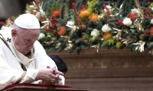 پاپ در نطق شب کریسمس: خداوند همه انسان ها «حتی بدترین ما» را دوست دارد