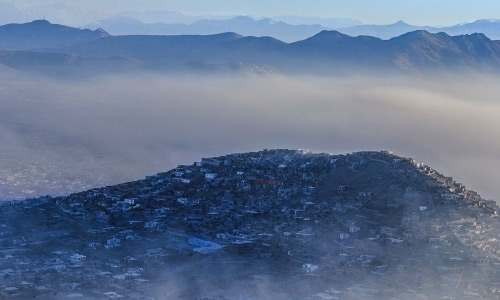 مبارزه با آلودگـی‌ هوا؛ از مسدود کردن مراکز دودزا تا توزیع ماسک