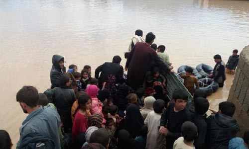  هلال احمر به 500 خانواده سیل زده جنوب کشور کمک غیر نقدی کرد