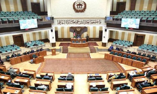 مجلس سنا:  توهين کننده گان به چادری و لنگی به سارنوالی معرفى شوند 