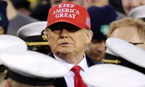 دمکرات ها: ترامپ خطری بارز و حاضر برای دموکراسی است