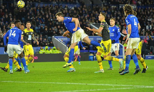 جنجال VAR؛ مردود شدن دو گل و یک پنالتی