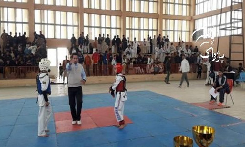تیم های «استقلال بگرام» و«ستاره گان مرکز» برندۀ مسابقات تکواندو در پروان شدند
