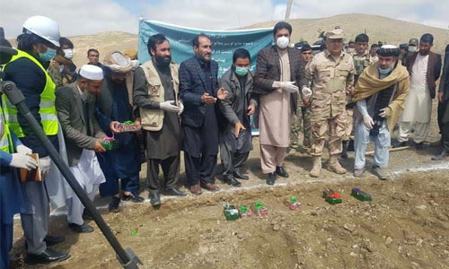 کار ساخت اولین سردخانه بزرگ میوه و سبزی در غزنی آغاز شد