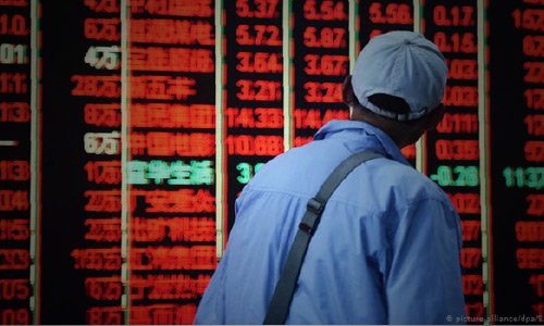 کرونا در چین: بخش تولیدی و خدماتی چین در پایین‌ترین سطح بازدهی 