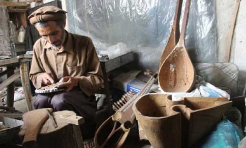 هنر در اسارت طالبان؛  روایتی از زند‌گی یک هنرمند