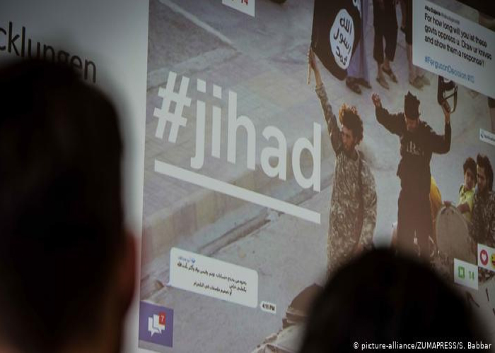 کارشناس: صحنه اسلامگرایی بیشتر به انترنت منتقل شده است 