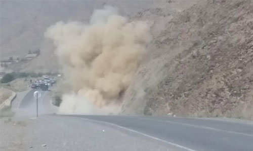 انفجار ماین کنار جاده در زابل چهار کشته و هشت زخمی برجای گذاشت 