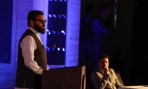 مشاور امنیت ملی:  طالبان به عنوان یک گروه می‌توانند از مزایای دموکراسی زیر چتر جمهوریت بهره ببرند