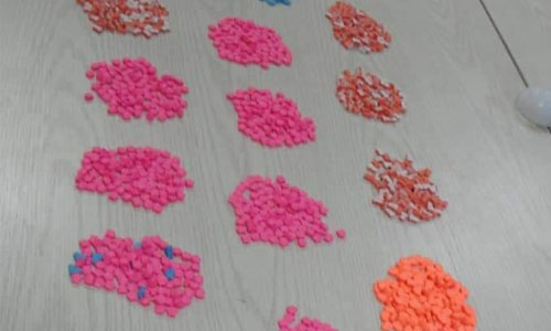 پولیس دو نفر را به اتهام قاچاق و فروش تابلیت‌های نشه‌آور در کابل بازداشت کرد