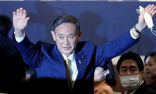 یوشیهیده سوگا نخست وزیر جاپان می‌شود