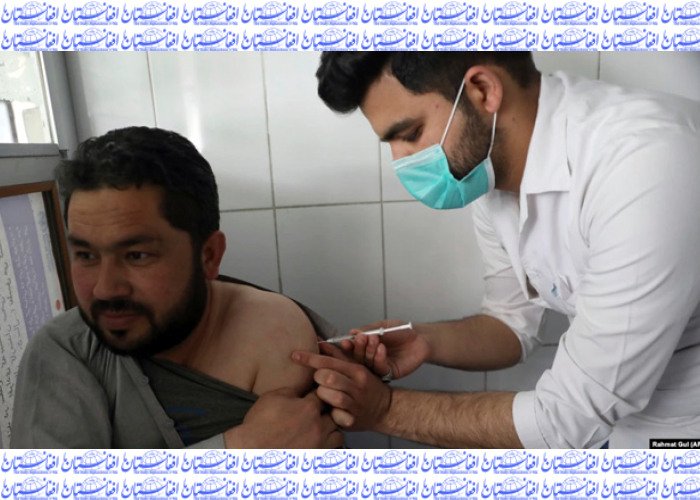 وزارت صحت: به نزدیک‌ترین مرکز بروید، واکسین کرونا تطبیق کنید