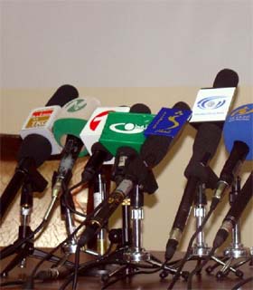 خبرنگاران افغان از برخورد سخنگویان ادارات دولتی افغانستان شکایت دارند