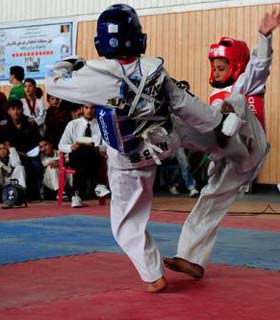 رقابتهاى تکواندو بين ١٣٥ ورزشکار  خرد سال در کابل آغاز شد