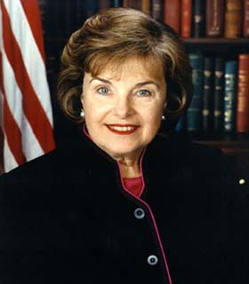 فاینستاین: امکان شکست طالبان از راه نظامی وجود دارد